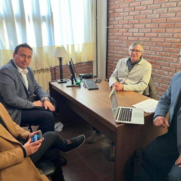 Delegación de la Facultad de Ciencias Sociales y Administrativas participó en las VIII Jornadas Internacionales de Filosofía Política en Argentina