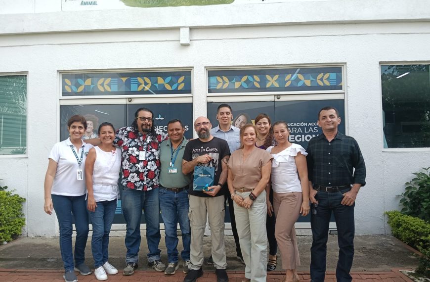 Docente chileno fortalece la formación internacional en el Diplomado de Anestesia Veterinaria de la sede Cali